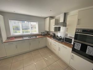 Photo 8- click for photo gallery